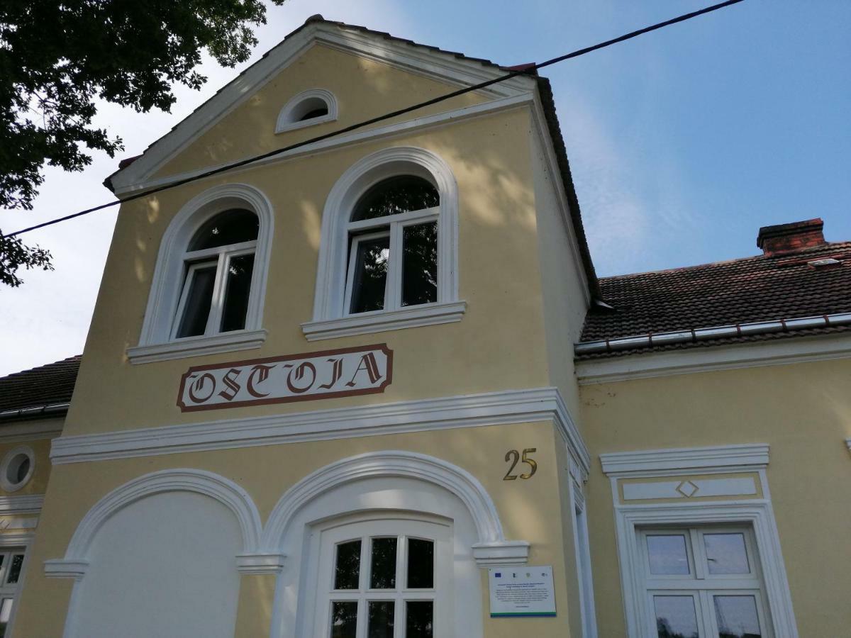 Dom Goscinny Ostoja Мендзыводзе Экстерьер фото